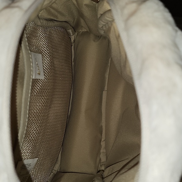 Nike Sportswear Futura Faux Fur White Mini Backpack. NWT. - Picture 12 of 13